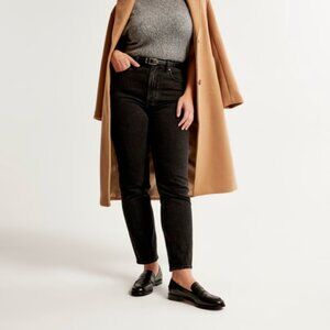 Abercrombie & Fitch Curve Love Ultra High Rise Ankle Straight Jean Size 27